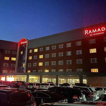Ramada By Wyndham Suanbo Hotel Чунгджу Екстериор снимка