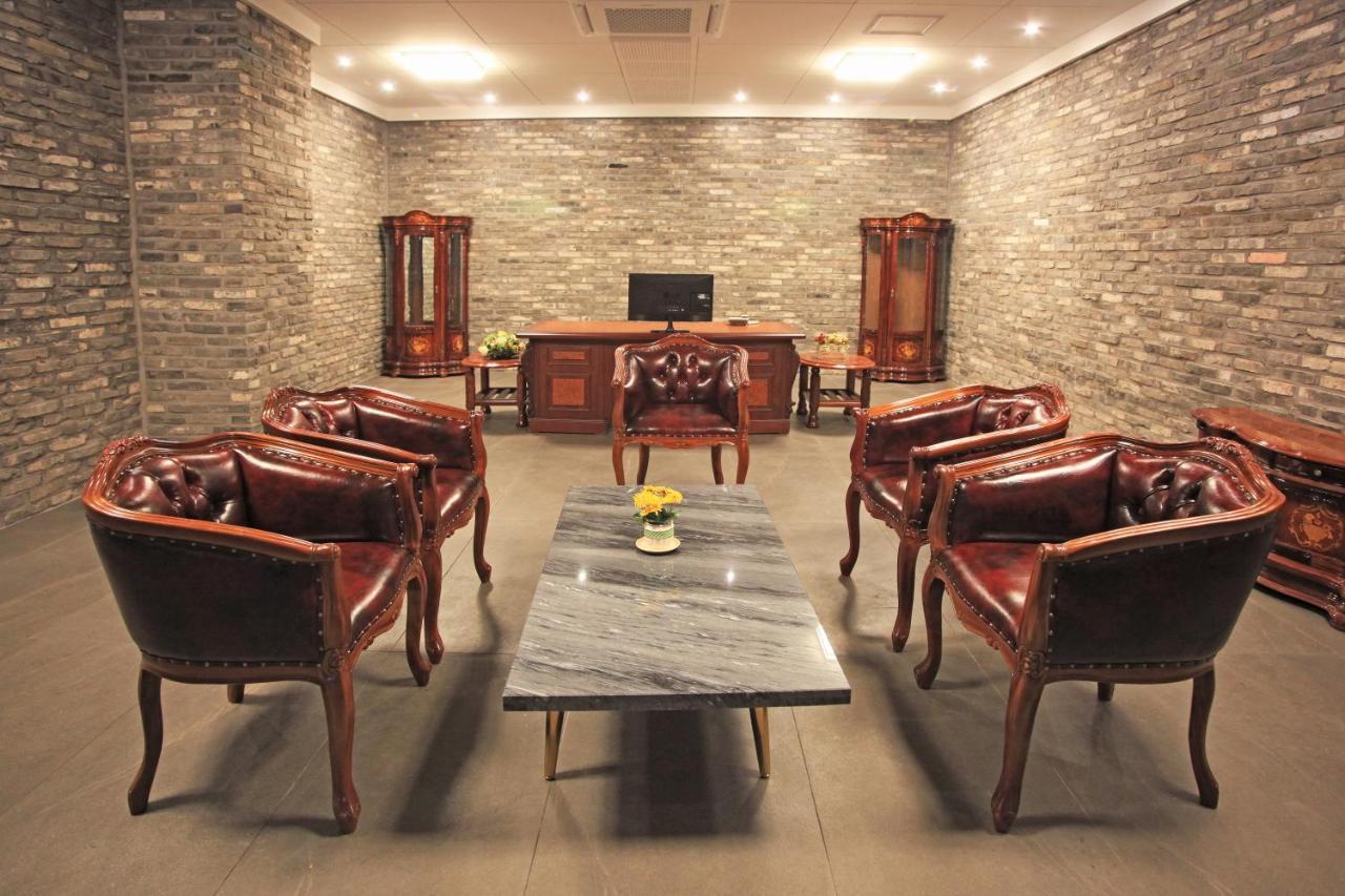 Ramada By Wyndham Suanbo Hotel Чунгджу Екстериор снимка