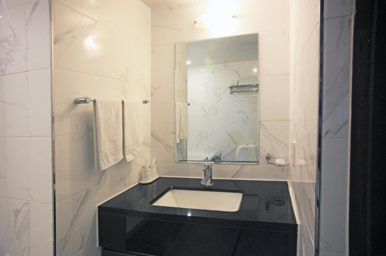 Ramada By Wyndham Suanbo Hotel Чунгджу Екстериор снимка